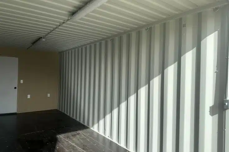 40ft Mobile Office Shipping Container with Storage (18/22) (40HCMOS1822) - Image 4