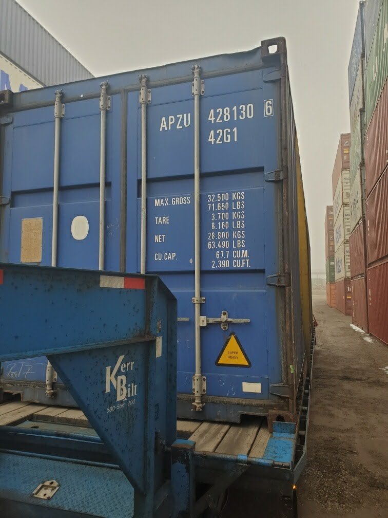 Used 40ft Standard Shipping Container in Dallas, Texas - Image 3
