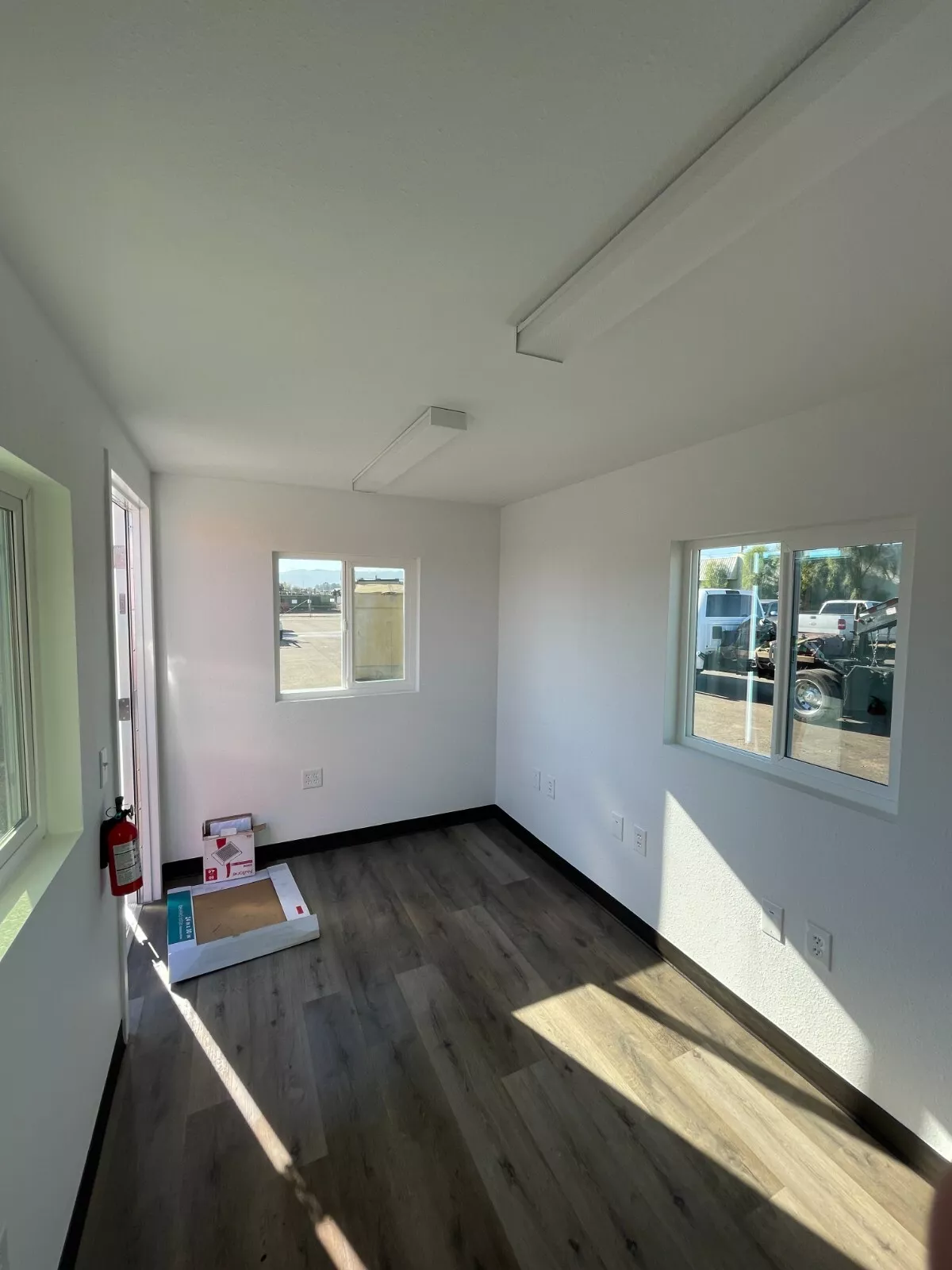20ft High Cube Office Container - Image 4