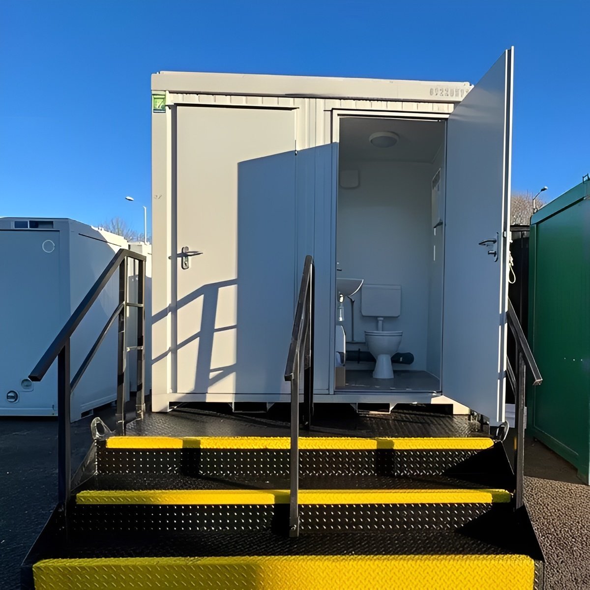 1+1 Portable Toilet Block with 630 Gallon Steel Stepped Effluent Waste Tank - Image 2