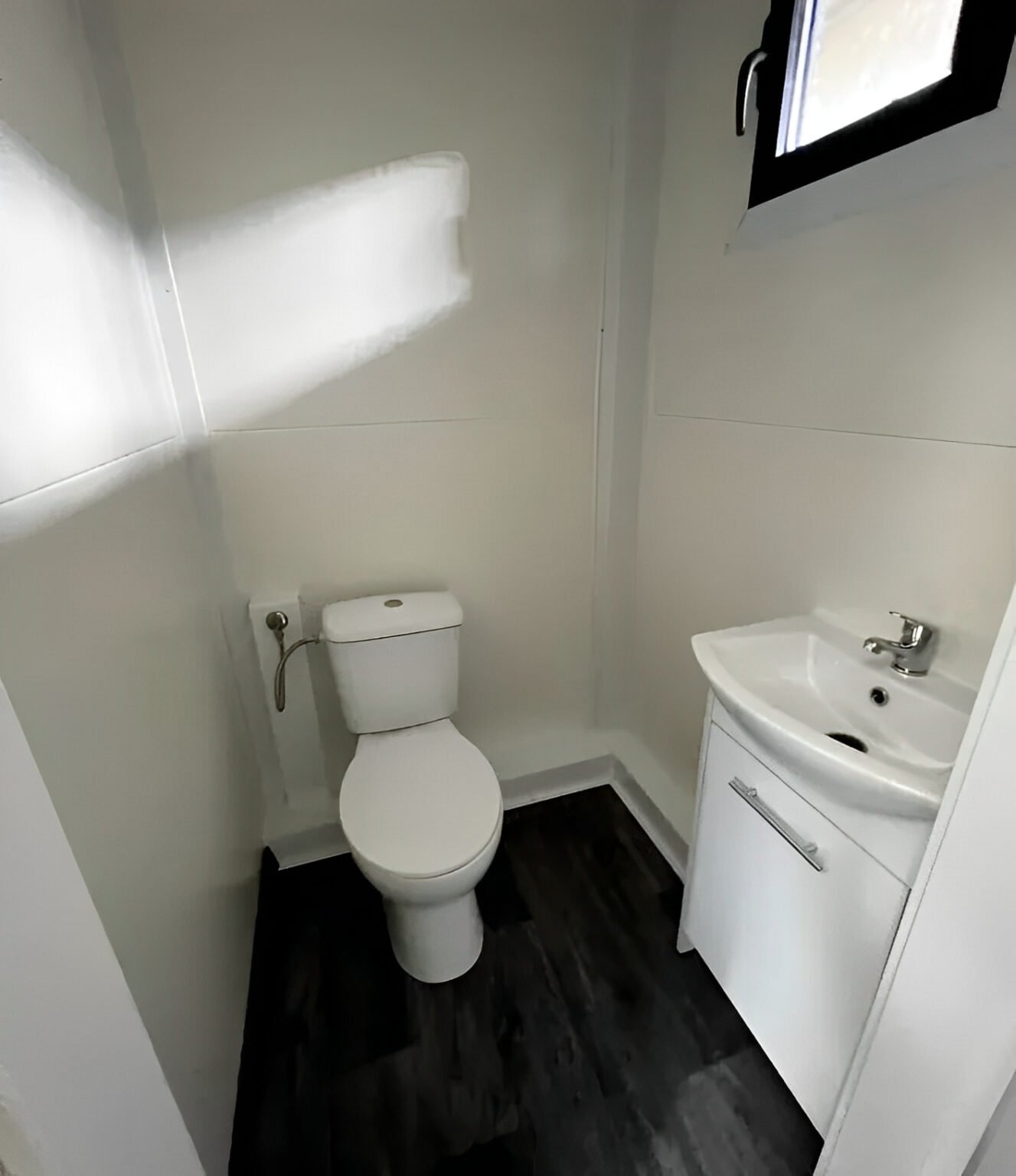 10m x 4m Prefabricated Container Office - Image 7