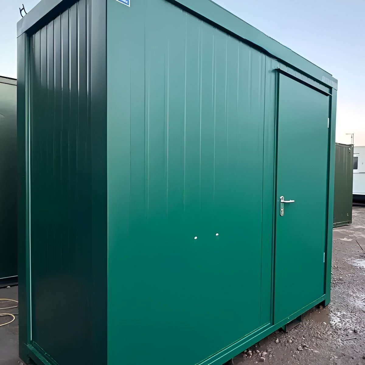 8ft x 5ft Triple Urinal Portable Toilet Block - Image 2