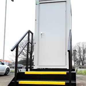 Single Portable Toilet Unit with 630 Gallon Steel Effluent Waste Tank - Insulated Welfare Bundle