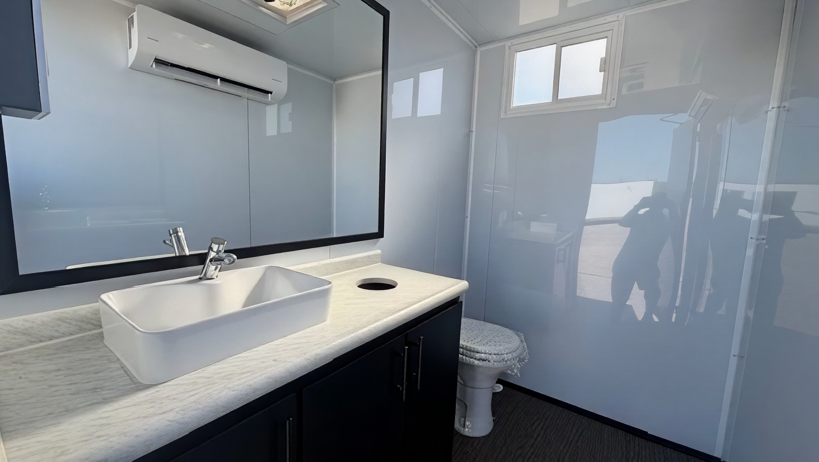 Upscale 2 Stall Portable Restroom Trailer 7ft x 14ft with A/C - Image 5